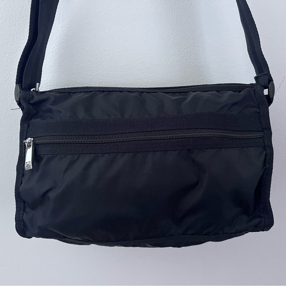 GAL Vintage Nylon Black Crossbody Bag Adjustable Strap Lots of Pockets 90’s - Picture 2 of 10